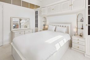 Host Stay 27 Metropole Towers