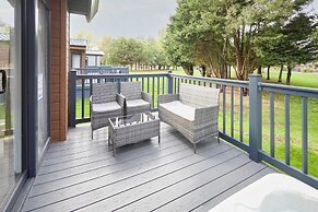 Host Stay Hideaway Retreat