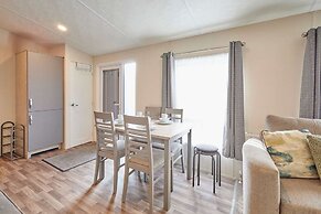 Host Stay Pine Lodge