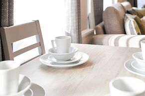 Host Stay Pine Lodge