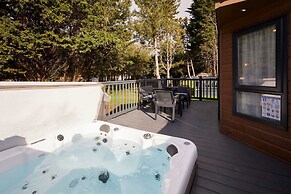 Host Stay Pine Lodge