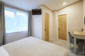 Host Stay Grace Louise Retreat