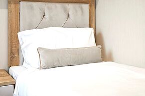 Host Stay Flamingo Lodge