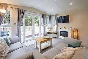 Host Stay Lucas Lodge