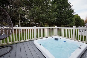 Host Stay Lucas Lodge