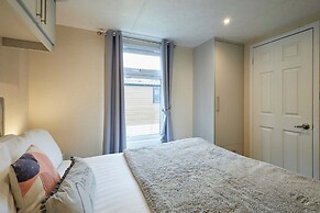 Host Stay Lucas Lodge