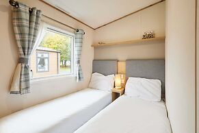 Host Stay Squirrel Lodge
