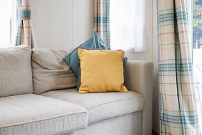 Host Stay Squirrel Lodge