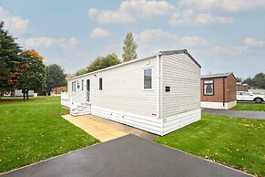 Host Stay Squirrel Lodge