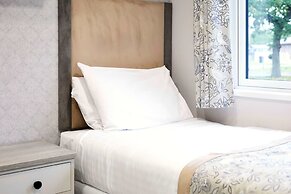 Host Stay Brackencroft Lodge