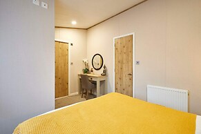 Host Stay Foxglove Lodge
