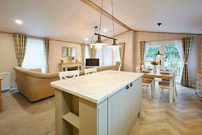 Host Stay Foxglove Lodge