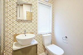 Host Stay Foxglove Lodge