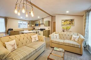 Host Stay Foxglove Lodge