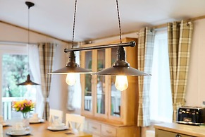 Host Stay Foxglove Lodge
