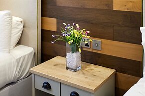 Host Stay Foxglove Lodge