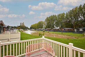 Host Stay Tarn Lodge