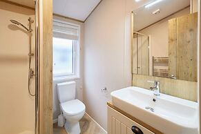 Host Stay Water s Edge Lodge