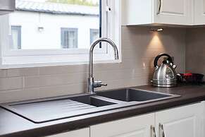 Host Stay Lakeview Winter