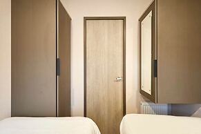 Host Stay Falconers Lodge