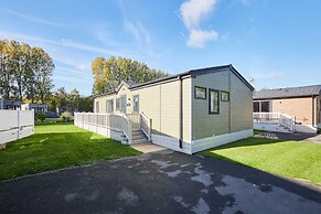 Host Stay Bridgewater Lodge