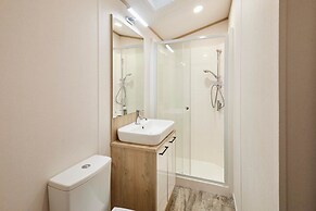 Host Stay Fir Tree Lodge