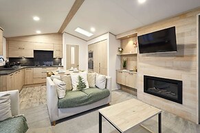 Host Stay Fir Tree Lodge