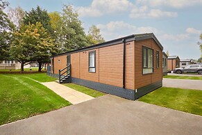 Host Stay Fir Tree Lodge