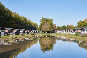 Host Stay Fir Tree Lodge