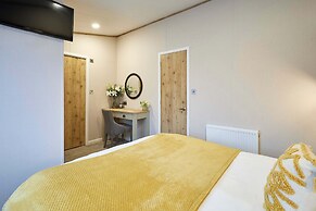 Host Stay Barakah Lodge