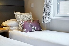 Host Stay Baker s Lodge