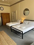 Edinburgh Travel Guest House