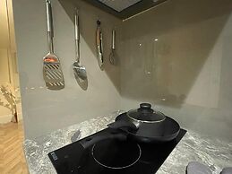 Chic Apartment on The Headrow, Leeds