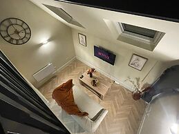 Chic Apartment on The Headrow, Leeds