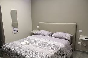 Le Mirage Boutique II