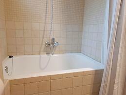 Apartamentos Escarrilla Suites 3000