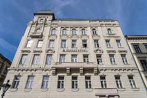 Basiliq Hotel