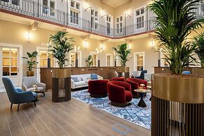 Basiliq Hotel