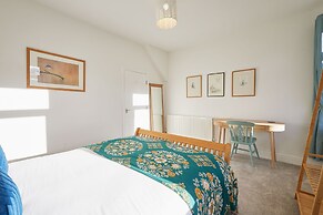 Host Stay Prospect Retreat