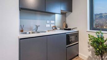 Student Only Hollis Wharf