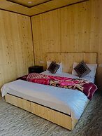 Gaurav hotel chopta