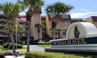 Windjammer 215