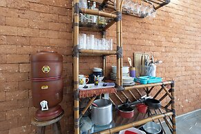 Sítio com 5 suítes e piscina