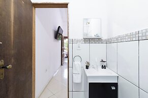 Sítio com 5 suítes e piscina