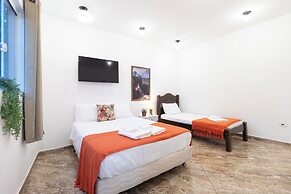 Sítio com 5 suítes e piscina