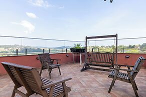 Sítio com 5 suítes e piscina