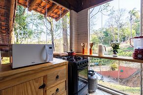 Sítio com 5 suítes e piscina