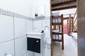 Sítio com 5 suítes e piscina