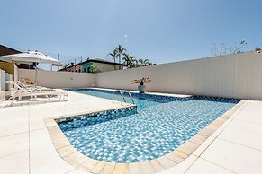 200m da praia c piscina e churrasqueira