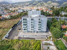 Studio Palace A by Homie